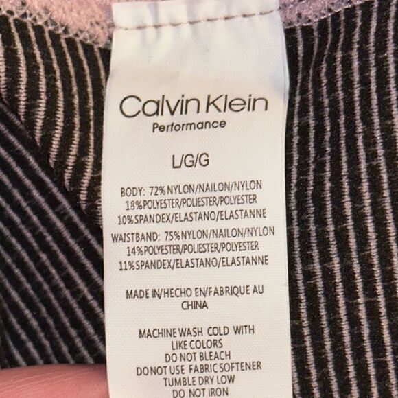 NWTs Calvin Klein Performance Leggings Size Large - Picture 5 of 5